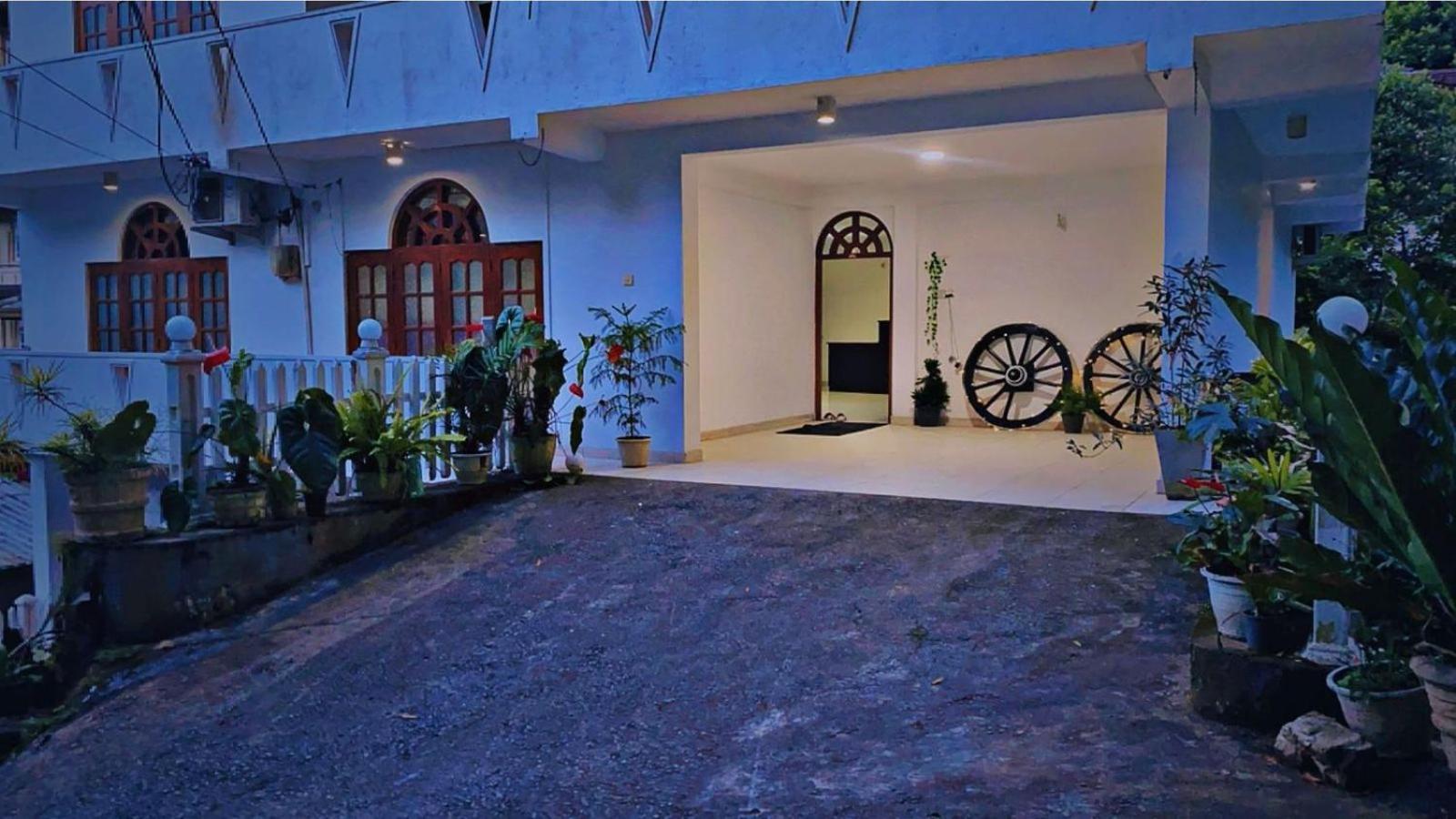 New Nethmi Villa Kandy Exteriér fotografie