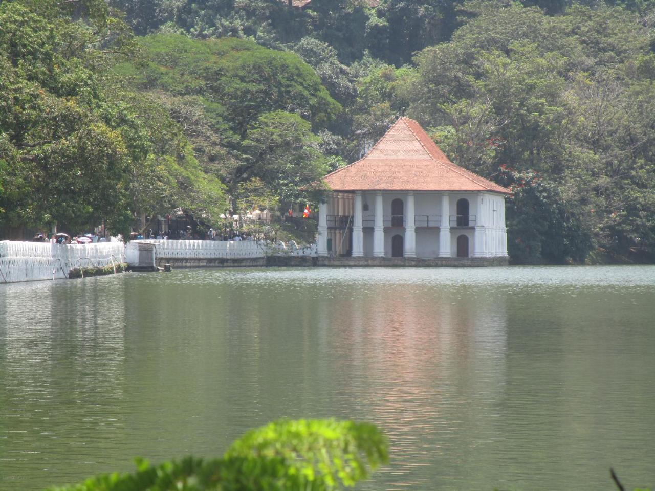 New Nethmi Villa Kandy Exteriér fotografie
